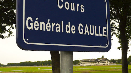 Caen circuit: Cours du Gnral de Gaulle road sign
