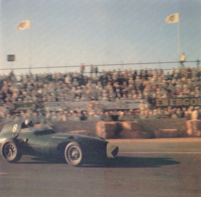 Stirling Moss, Vanwall, 1958 Moroccan GP